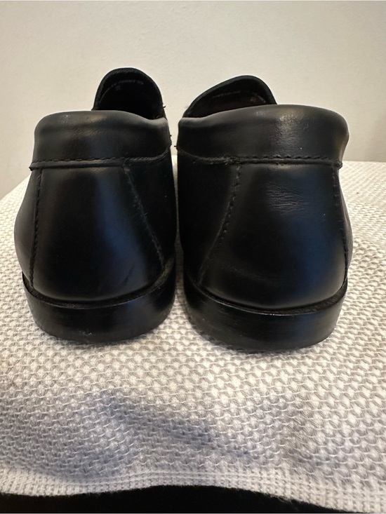 G.H. Bass Larson Weejuns Penny Loafer Matte Black Men’s 9 D #1894 Preppy EUC!